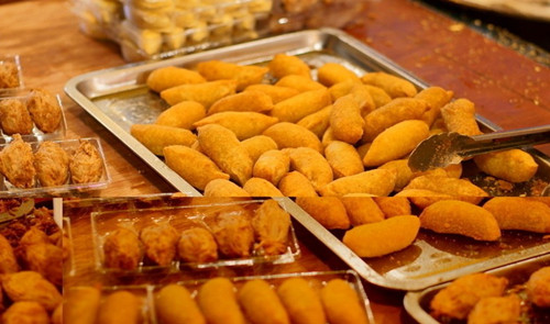 生活中防治胃癌應少吃油炸類食品