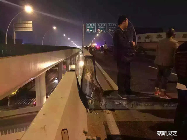 上海中環路被壓斷